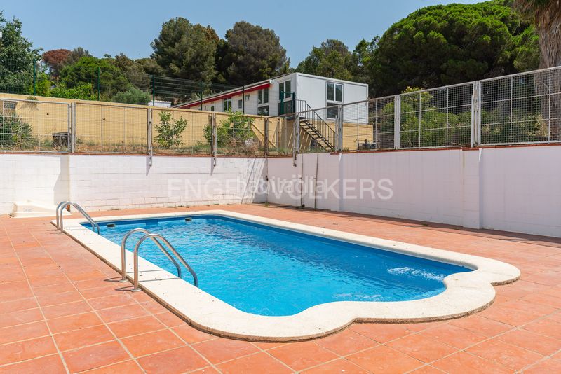 Foto affe9c58-b537-4773-8965-4df4f0575712. Casa amb calefacció aparcament piscina a Canet de Mar