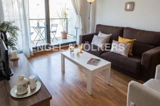 Rent Apartment in Sagrada Família. Precioso apartamento temporal en eixample
