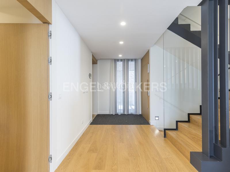 Foto 50db4478-a5ba-4eea-8a4b-306893449e7a. Affitto casa con riscaldamento parcheggio piscina in Barcelona