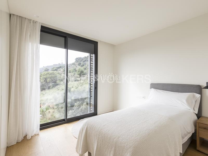 Foto 9296add4-ca56-40ee-aeb8-2f464acea9be. Affitto casa con riscaldamento parcheggio piscina in Barcelona