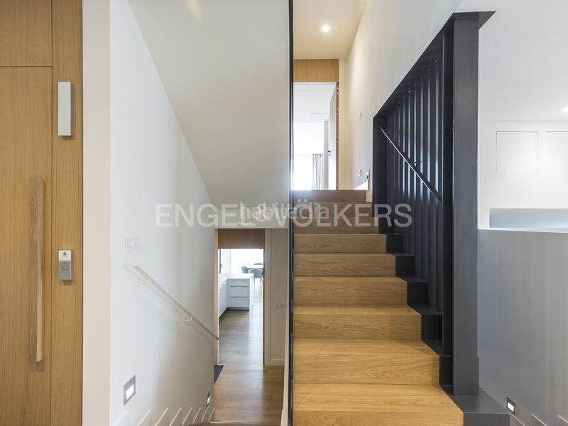 Foto df1d0abf-2335-4b41-b1fb-2370158001a9. Affitto casa con riscaldamento parcheggio piscina in Barcelona