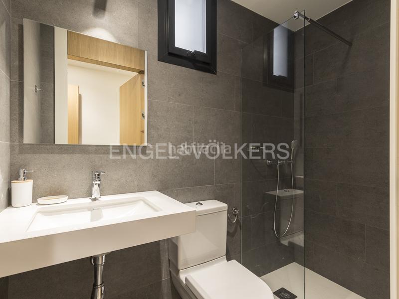 Foto 1e513f13-61c8-4d5e-90b2-28ed8e874e0a. Alquiler casa moderna casa con piscina en sarriá en Barcelona