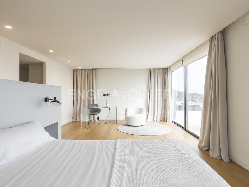 Foto dcdbceef-3107-4d6e-9556-e1e1346e6d0f. Location maison avec chauffage parking piscine dans Barcelona