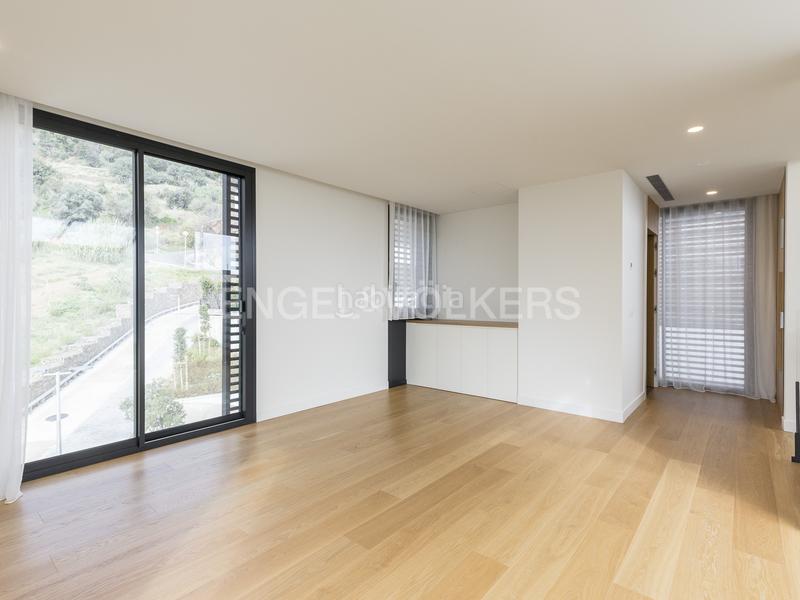 Foto dfdf1ed7-61ea-4bb9-b156-7d91e5b26662. Rent house with heating parking pool in Sarrià Barcelona