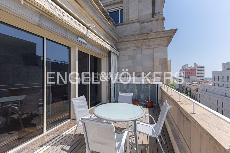 Foto b2b80124-6297-4b5c-a698-712f05e77f36. Àtic amb calefacció a Dreta de l´Eixample Barcelona