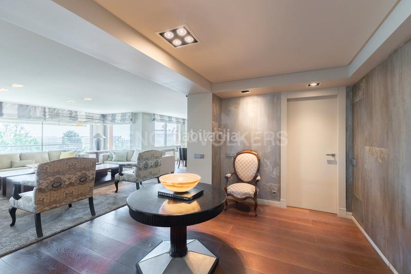 Foto 362bb66f-d09b-4a98-af1a-ec8d76fb6932. Alquiler apartamento piso de alto standing en Pedralbes de larga duración en Barcelona