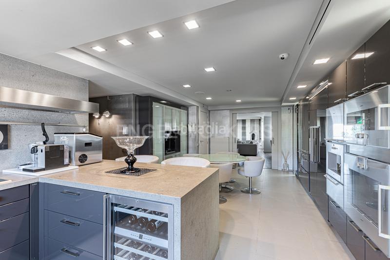 Foto 6561536d-5165-4135-ba45-464d29bbdb3e. Alquiler apartamento piso de alto standing en Pedralbes de larga duración en Barcelona