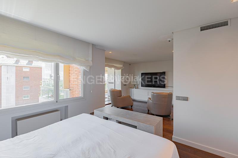 Foto ba70a41c-4dd1-4537-b463-9ec9565bef8e. Alquiler apartamento piso de alto standing en Pedralbes de larga duración en Barcelona
