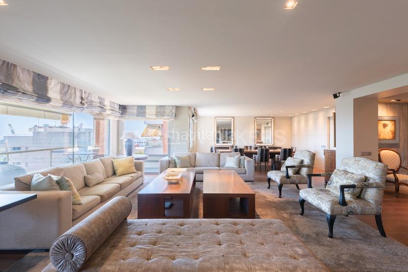 Foto e54d879b-935b-4583-aa4f-2f3cf8ddc59b. Alquiler apartamento piso de alto standing en Pedralbes de larga duración en Barcelona