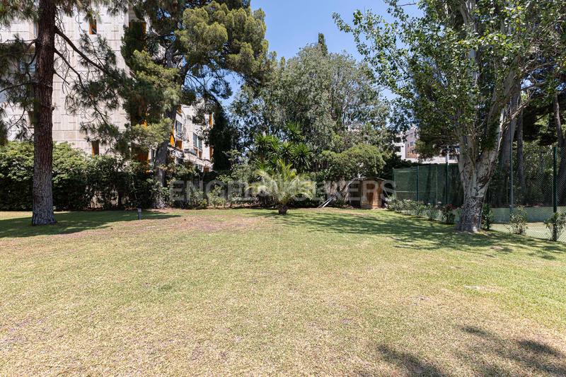 Foto 857559f2-9053-48f0-a4cd-f7681fe795b8. Lloguer apartament amb calefacció aparcament piscina a Barcelona