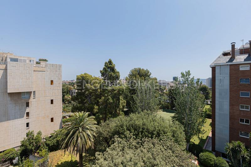 Foto 0867dedb-ee9e-4e1d-8215-1733dab7f1f1. Location appartement avec chauffage parking piscine dans Barcelona