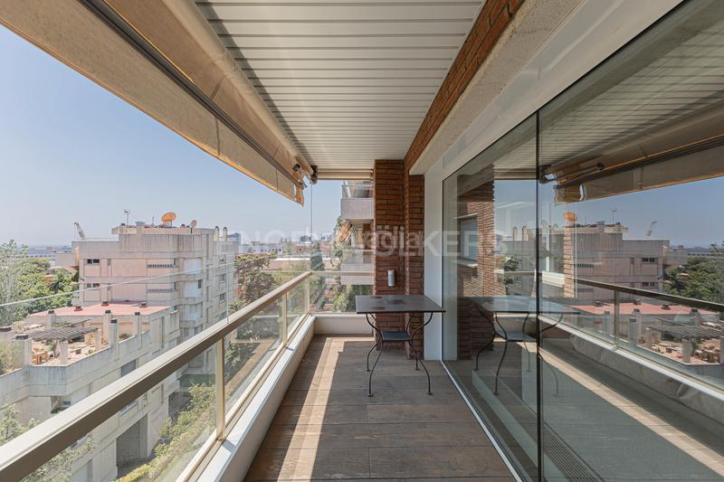 Foto 5b9a13bc-b9db-451a-a1f7-c256264622b3. Miete appartement mit heizung parking pool in Pedralbes Barcelona