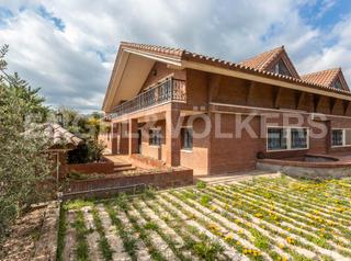 Maison à Torrelles de Llobregat. Exclusiva finca en torrelles de llobregat naturaleza, tranquilid