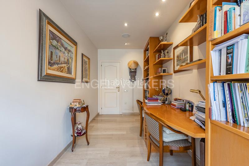 Foto 435adea7-4fe6-44ab-80b2-655d4fb0f127. Piccolo appartamento con riscaldamento parcheggio in Terrassa