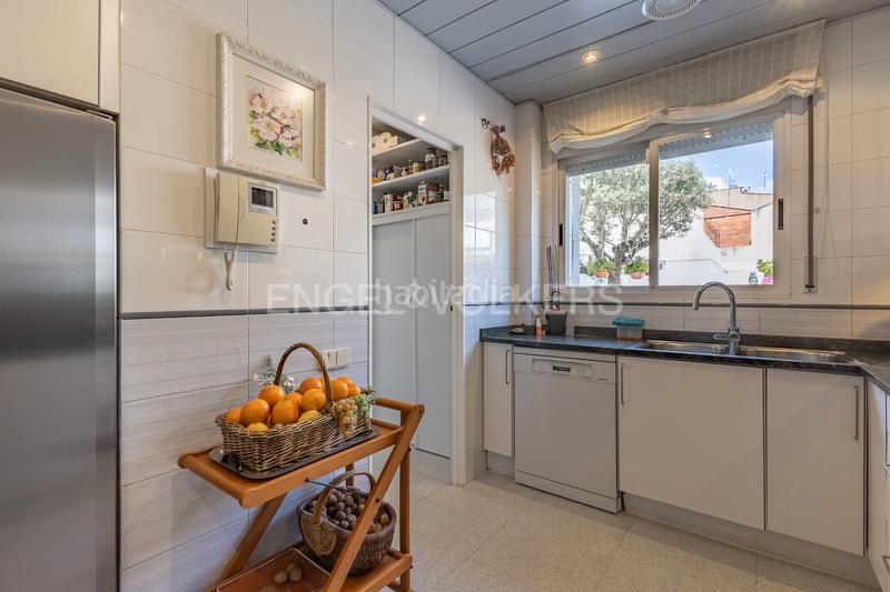 Foto 48b8b254-848f-49e0-9bc4-539b88dad413. Piccolo appartamento con riscaldamento parcheggio in Terrassa