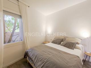Alquiler Apartamento en Gòtic. Piso amueblado con vistas a árboles