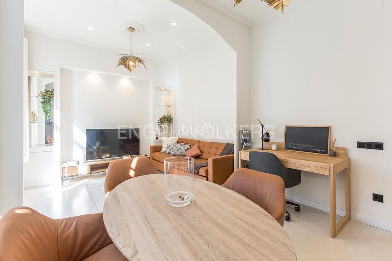 Foto 40376926-2bb8-4a97-8fea-c0641c5a5f5b. Appartement avec chauffage dans Fort Pienc Barcelona