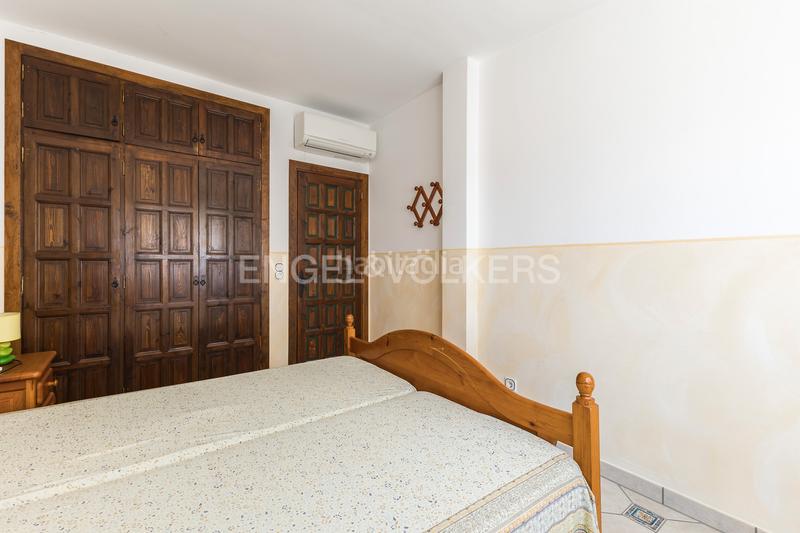 Foto 6a7b00f7-2c43-420a-ade0-ae07a38e4b09. Haus mit heizung parking in Altafulla