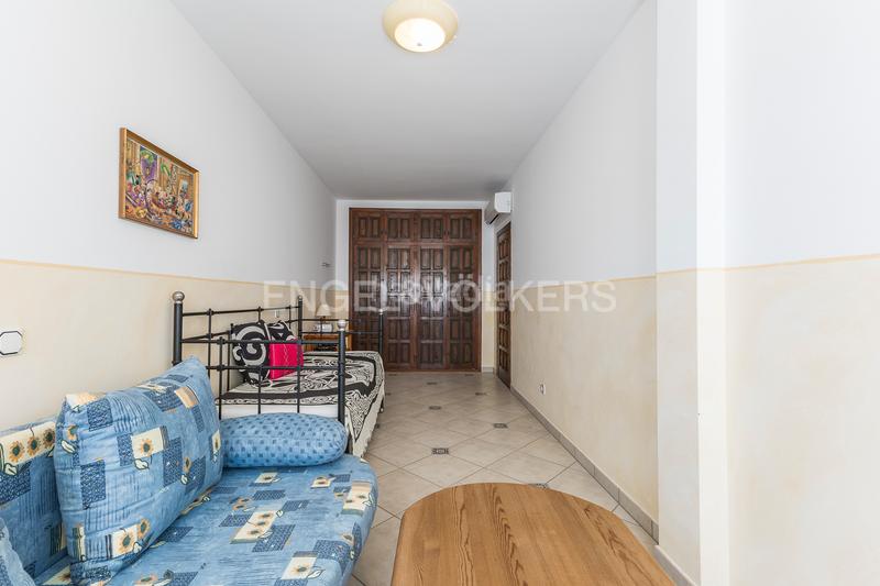 Foto 88990673-8ff0-4d50-afdf-2fbc0465d07e. Haus mit heizung parking in Altafulla