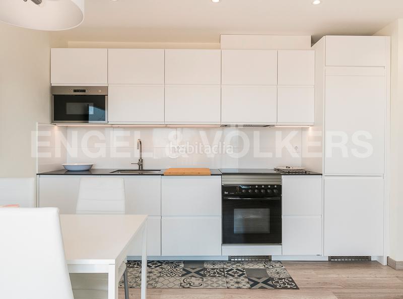 Foto 097eda6e-2b39-49ed-97d2-0345657a00c0. Àtic amb calefacció a Raval Barcelona