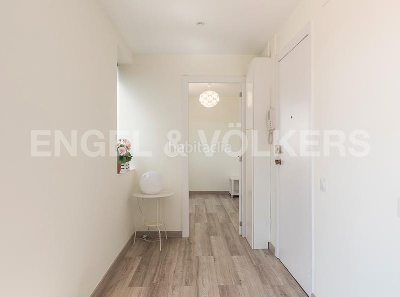 Foto 3b4a5953-d2fc-4269-9dbb-120a964bb9cc. Àtic amb calefacció a Raval Barcelona