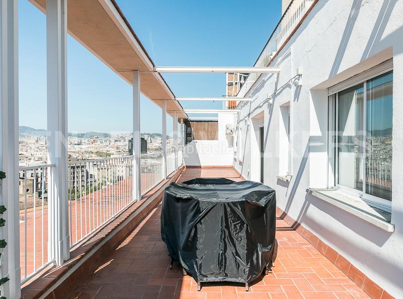 Foto 43b3c12a-e16e-481e-b2a4-1b8a2b4184e2. Àtic amb calefacció a Raval Barcelona