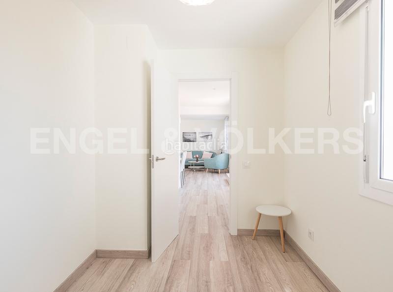 Foto 954fcd8f-52ed-4398-a725-1eeec1742f9c. Àtic amb calefacció a Raval Barcelona