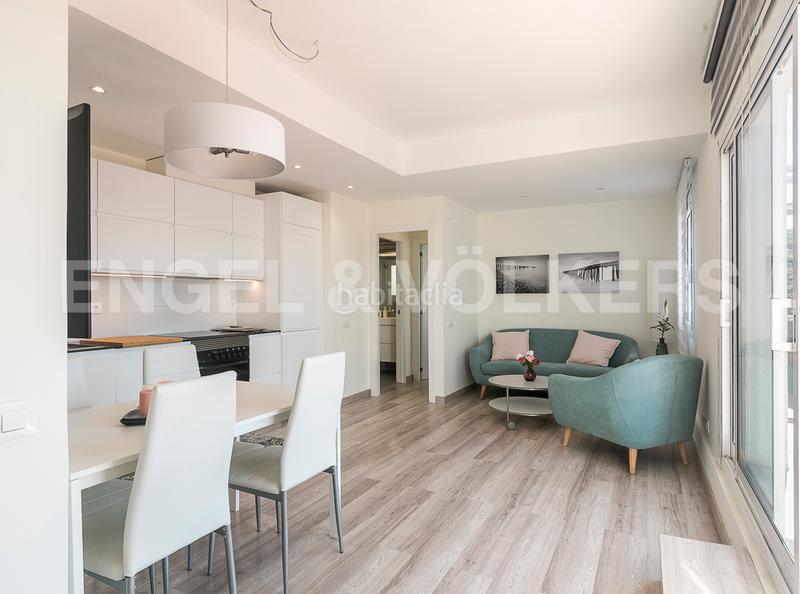 Foto 9fc13b74-83bb-42ac-88b2-c7c5f1883d8a. Àtic amb calefacció a Raval Barcelona