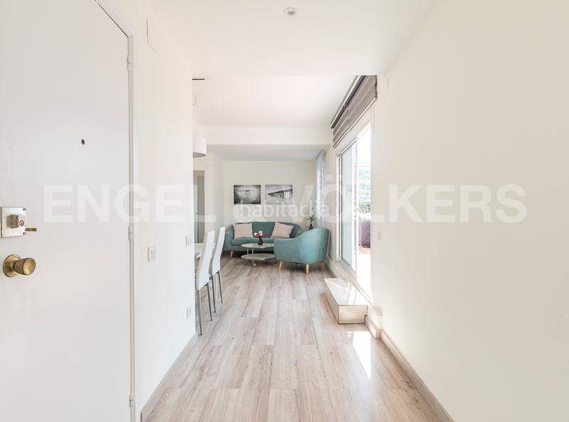 Foto a5d5d4e9-fcb2-4f61-b4d2-a15baf86050b. Àtic amb calefacció a Raval Barcelona