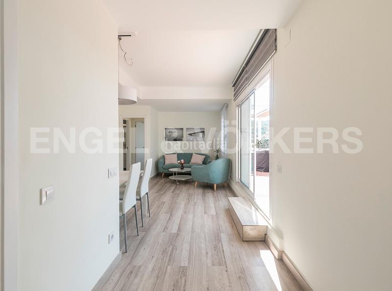 Foto f19a593b-10bb-408a-953a-e8e86642bcb5. Àtic amb calefacció a Raval Barcelona