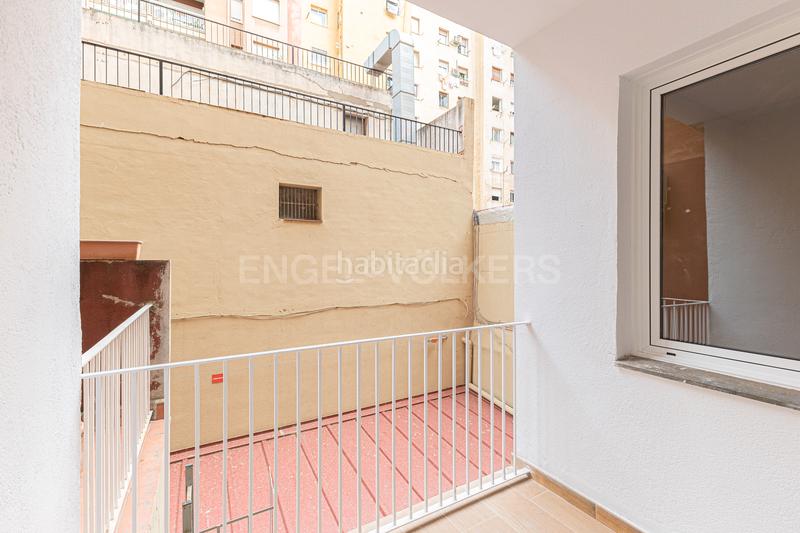 Foto 1583a6d5-4b3f-4ffb-8c92-7b1676f49fff. Apartamento exclusivo apartamento en diseño refinado y confort moderno en Barcelona