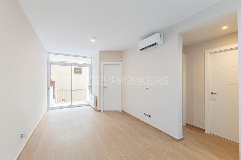 Foto fc74cc22-4e30-4949-b71b-43654bc8746a. Apartamento exclusivo apartamento en diseño refinado y confort moderno en Barcelona