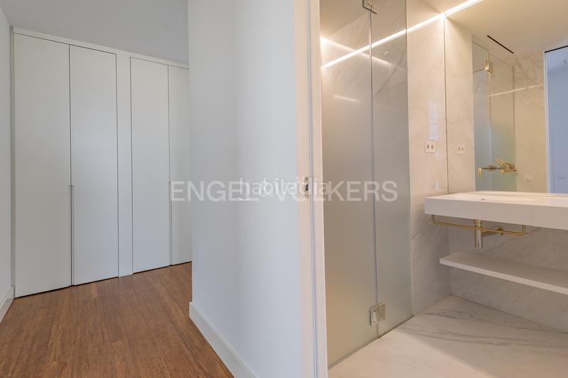 Foto 022471ce-469c-4bf3-b930-1438cf35e55c. Apartamento maravilloso apartamento con vistas al mar en Barcelona