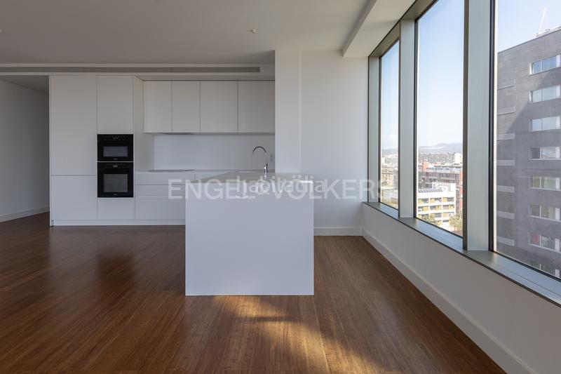 Foto 2403a057-292b-4ff9-93fd-ecd01f907b73. Apartamento maravilloso apartamento con vistas al mar en Barcelona