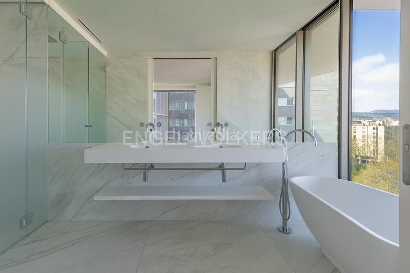 Foto 3098e0b5-79d0-44b6-92c5-abf13fb25e05. Apartamento maravilloso apartamento con vistas al mar en Barcelona