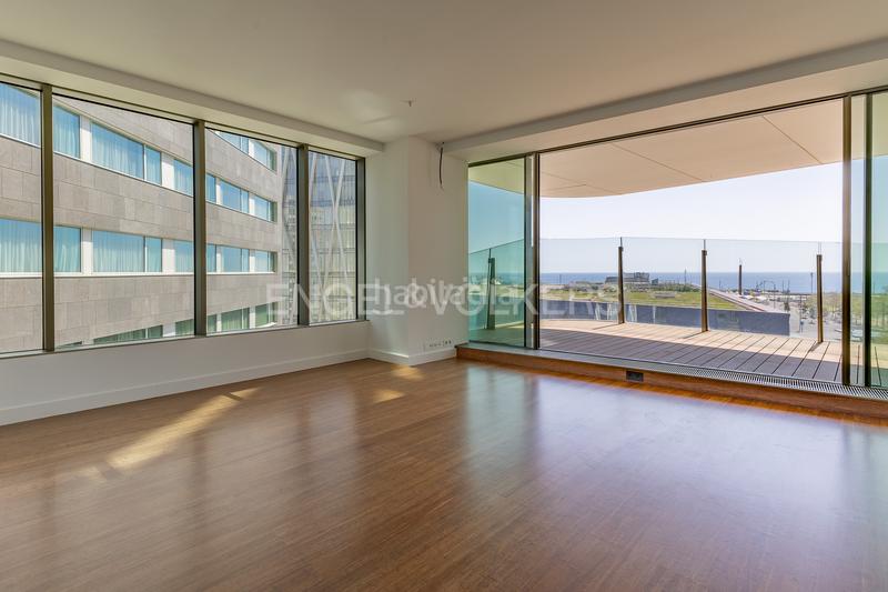 Foto 439c7d3d-9b4f-408b-8f0d-dc2203c4bf27. Apartamento maravilloso apartamento con vistas al mar en Barcelona