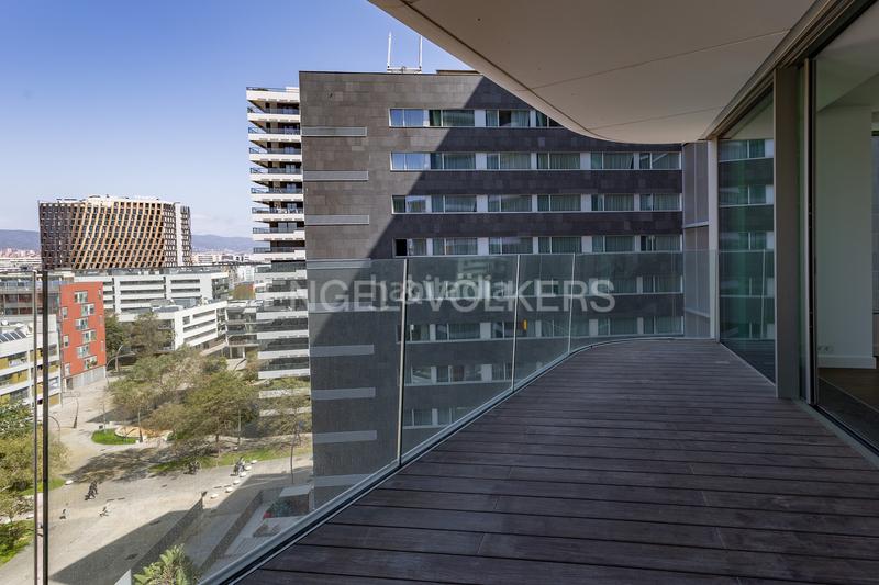 Foto 53dfb2df-4759-43ab-8a15-754f72cd242f. Apartamento maravilloso apartamento con vistas al mar en Barcelona
