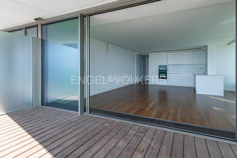 Foto 6af4f4e0-25d9-4af7-b8e7-11dc164de151. Apartamento maravilloso apartamento con vistas al mar en Barcelona