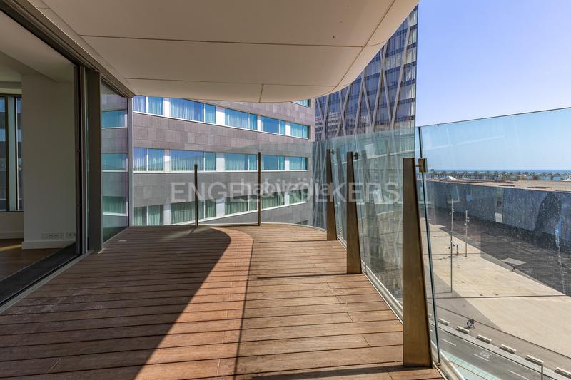 Foto 8c372a65-fb96-440c-bc7e-095b94fdb5d8. Apartamento maravilloso apartamento con vistas al mar en Barcelona