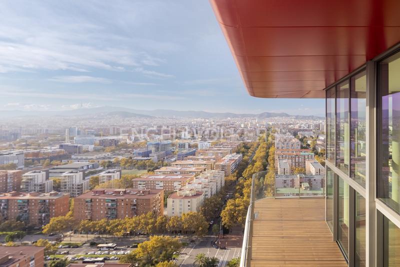 Foto a00e2aa2-b4e8-4adc-843f-ba4d5d88e939. Apartamento maravilloso apartamento con vistas al mar en Barcelona