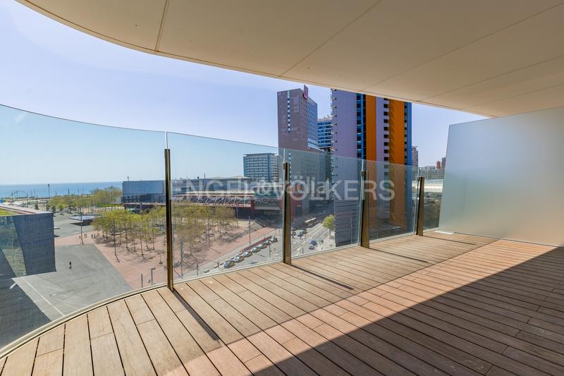 Foto a04f1d8a-7c6a-407e-b6b7-bba06bf94d59. Apartamento maravilloso apartamento con vistas al mar en Barcelona
