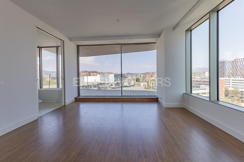 Foto fe1eb4ad-1d0a-4c1b-bd0c-1be071c8ab00. Apartamento maravilloso apartamento con vistas al mar en Barcelona