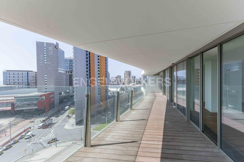 Foto 0d1849fa-08f8-4e13-bb03-ae8fdaf98b92. Piccolo appartamento con riscaldamento parcheggio piscina in Barcelona