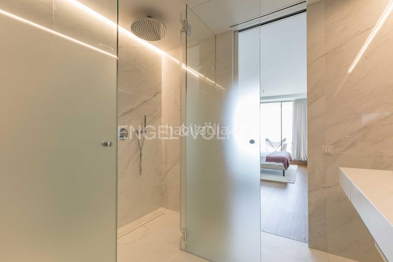 Foto 41480ba7-c287-488b-9af5-e34071335ab5. Piccolo appartamento con riscaldamento parcheggio piscina in Barcelona