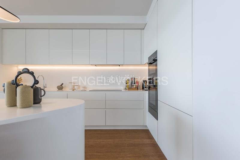 Foto 46eda977-7226-4da4-a719-984f8d654272. Piccolo appartamento con riscaldamento parcheggio piscina in Barcelona