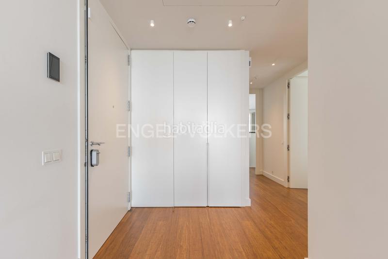 Foto 77a14e53-2a0e-48f1-a275-d037ad9490f2. Piccolo appartamento con riscaldamento parcheggio piscina in Barcelona