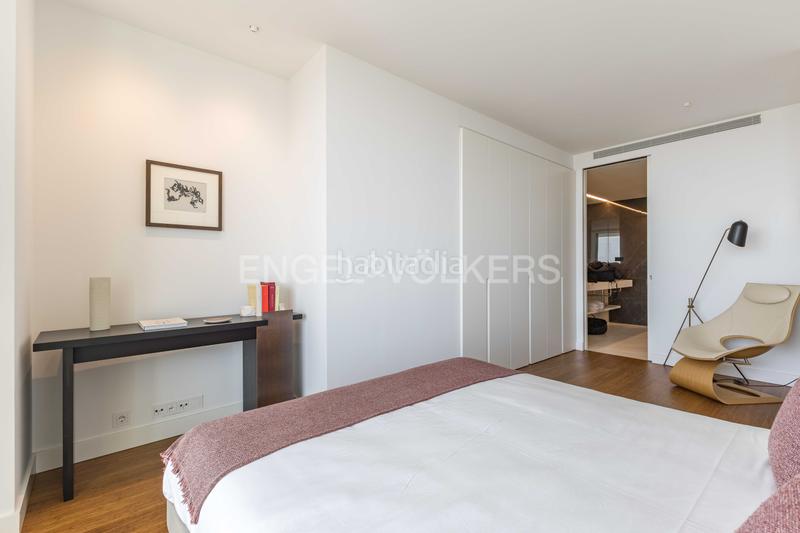 Foto 8a992988-ba09-4a26-b2c8-7ad7efc9ceeb. Piccolo appartamento con riscaldamento parcheggio piscina in Barcelona