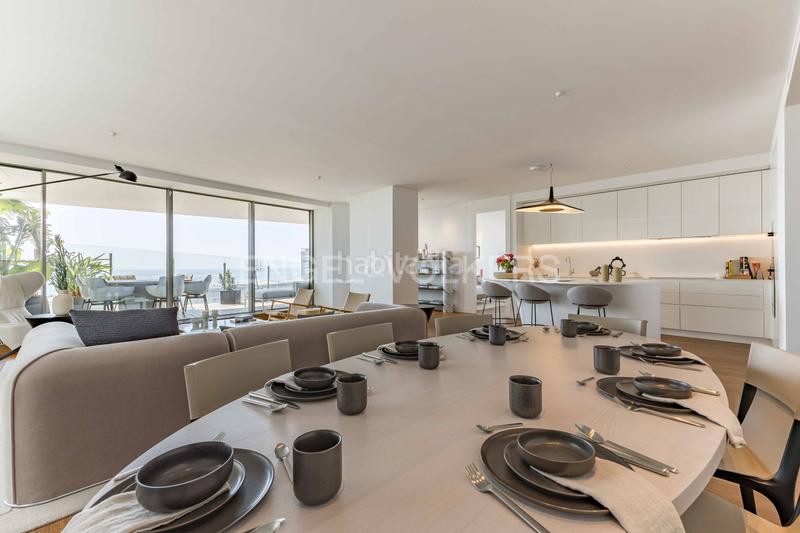 Foto bb3e81c9-9b2c-41ae-aa41-c4a9ea590ad0. Piccolo appartamento con riscaldamento parcheggio piscina in Barcelona