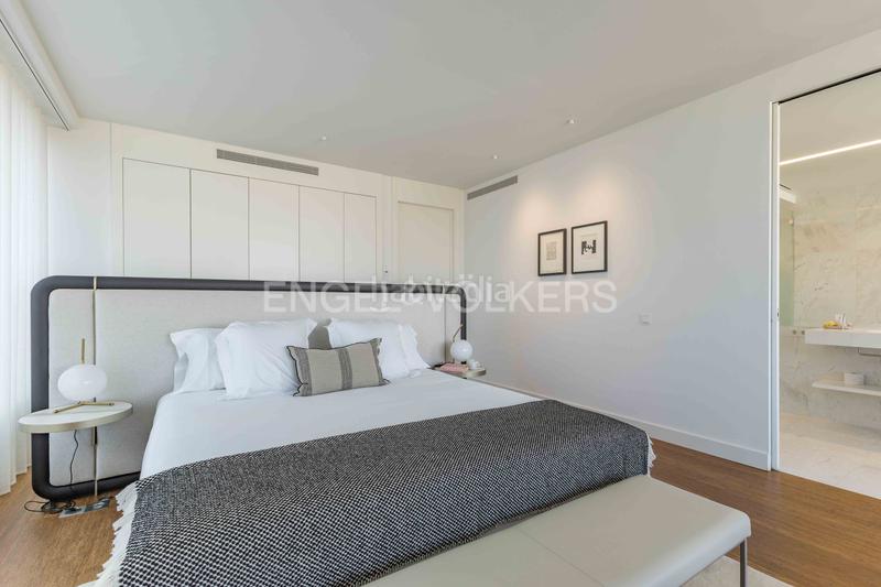 Foto e0cc1600-dc29-4dfb-9917-a6ea54649d93. Piccolo appartamento con riscaldamento parcheggio piscina in Barcelona