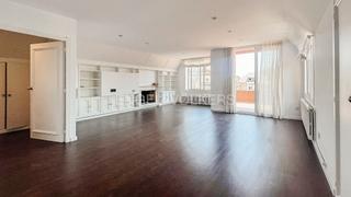 Rent Apartment in Tres Torres. Atractivo ático en tres torres